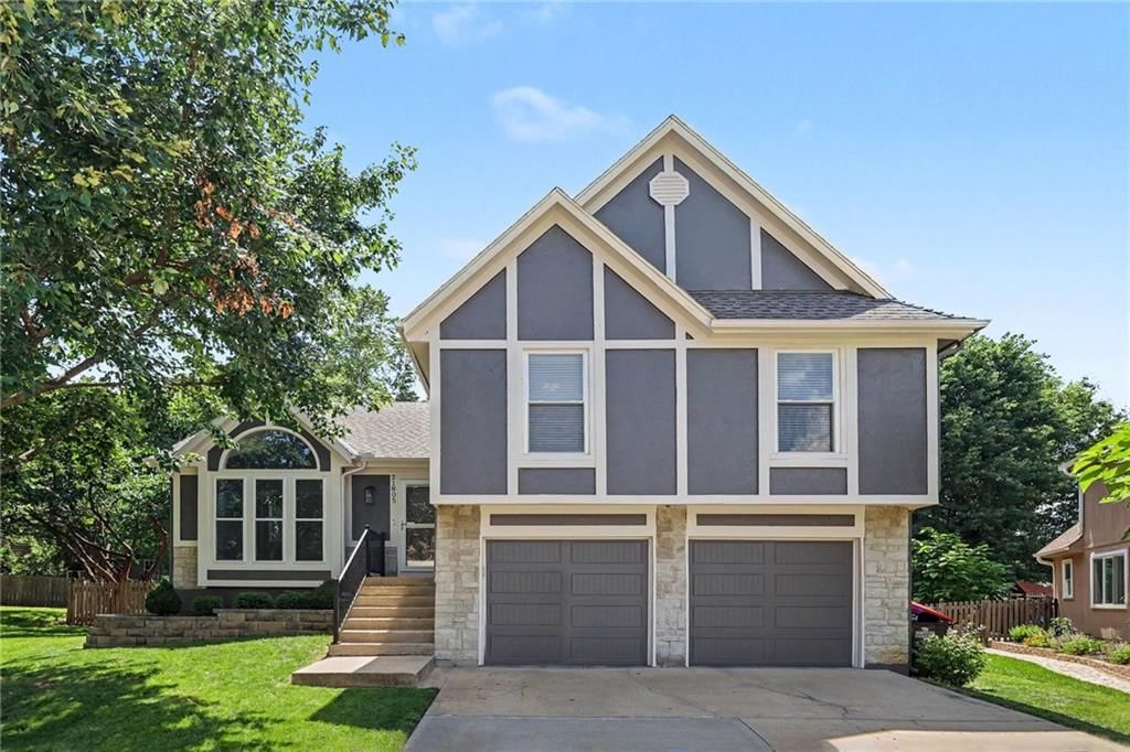 21805 W 52nd Terrace, Shawnee, KS