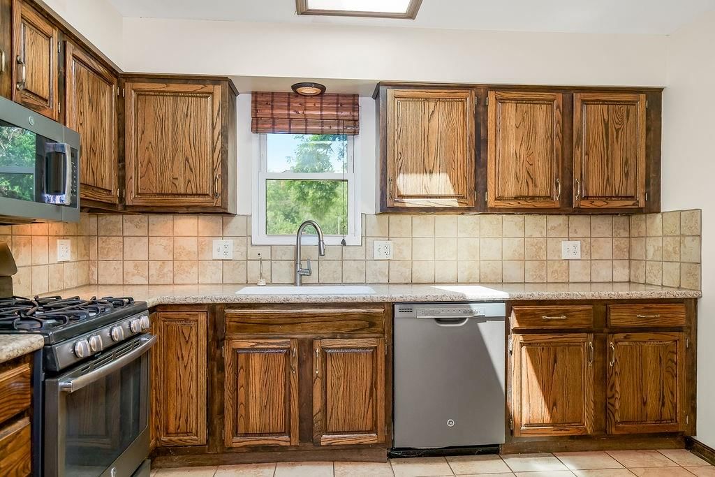409 Duncan Road — photo 8