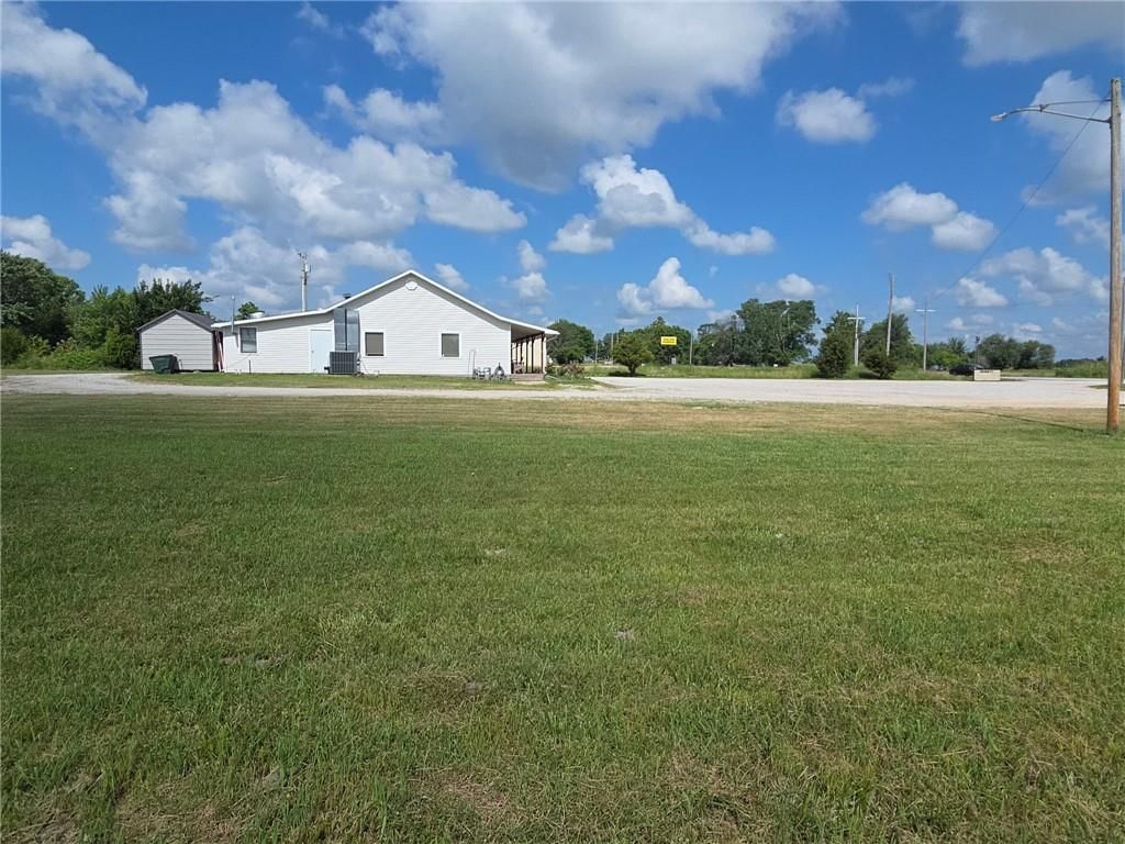 607 W Gene Lathrop Drive — photo 5