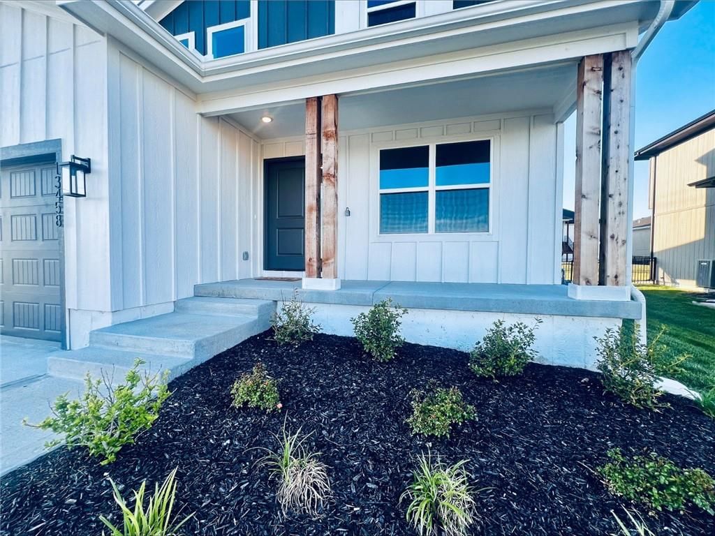 13458 W 179th Terrace — photo 4