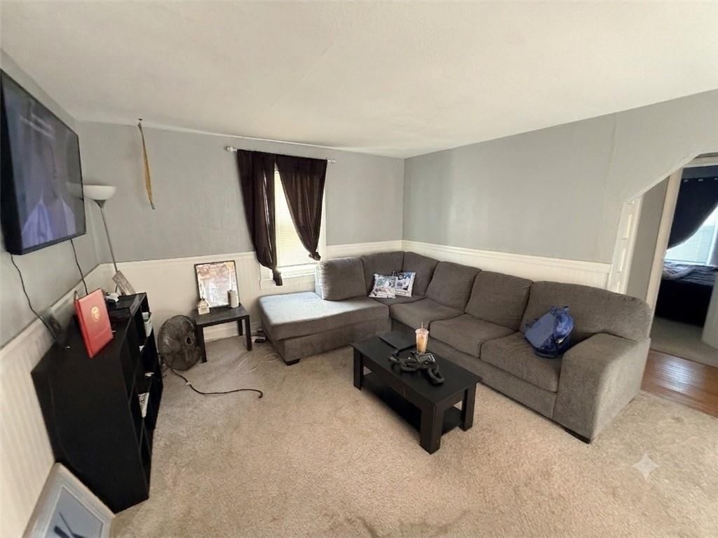 114 E Highland Avenue — photo 7