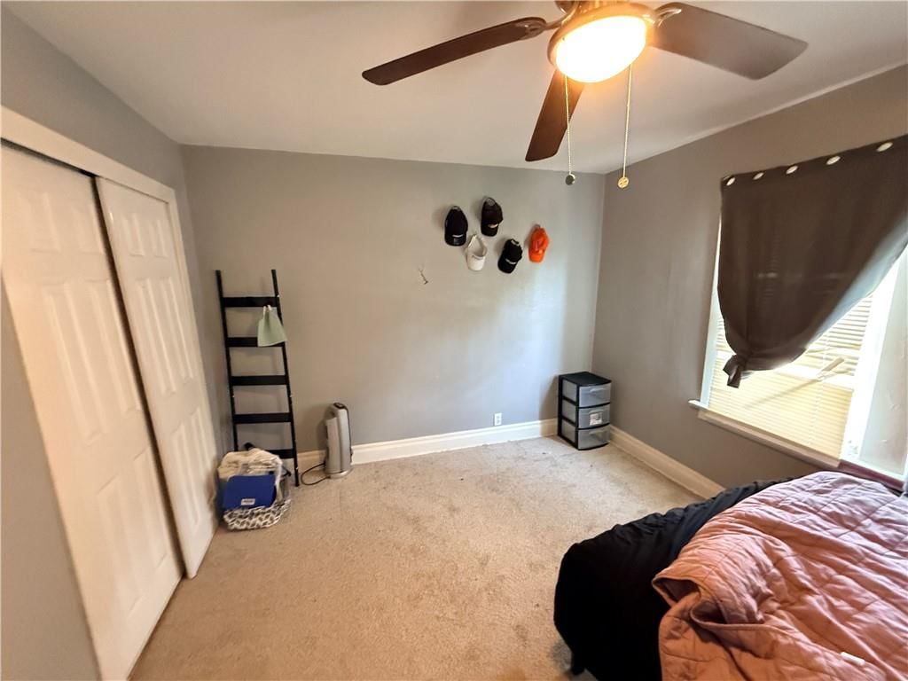 114 E Highland Avenue — photo 10