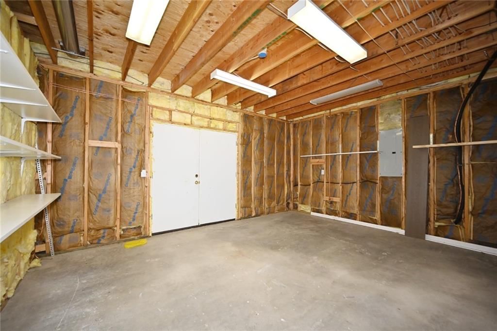 4921 N Washington Street — photo 31