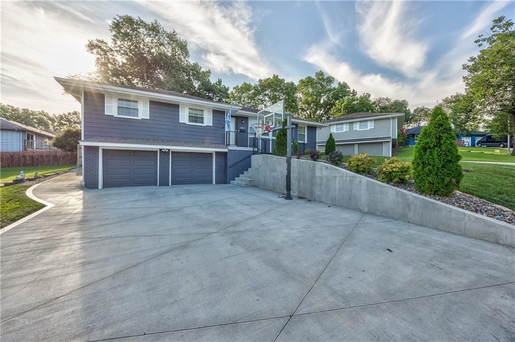 10717 McGee Street, Kansas City, MO