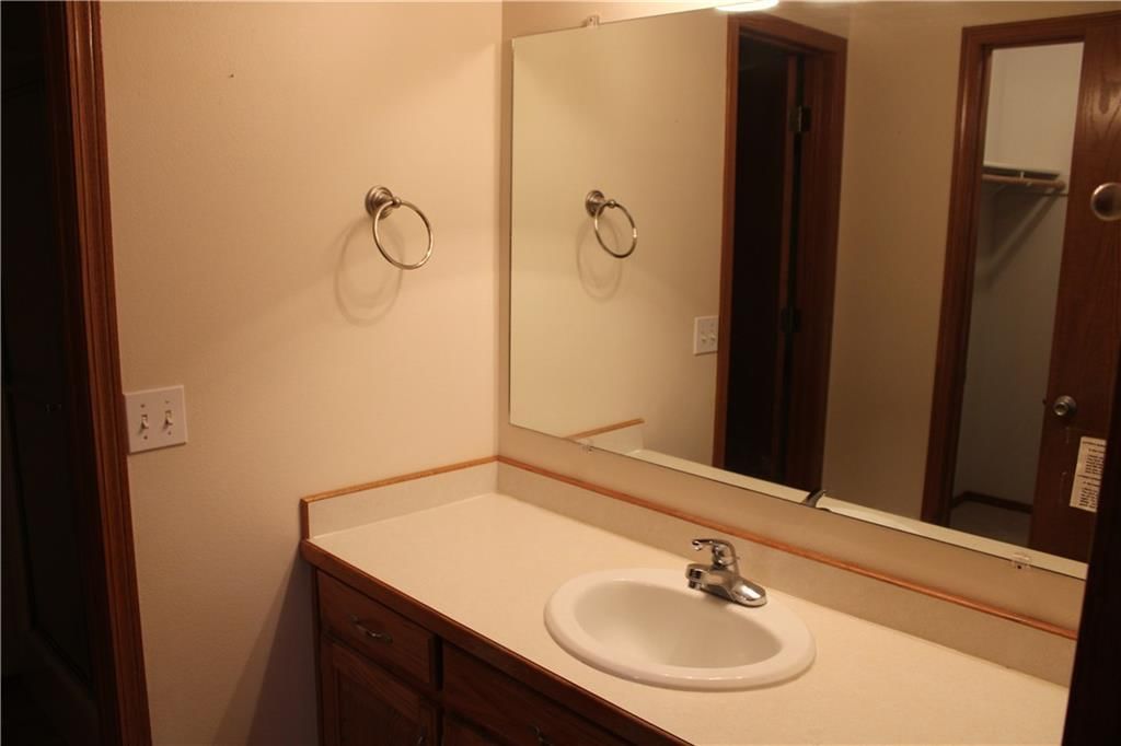 1006 Amber Drive — photo 12