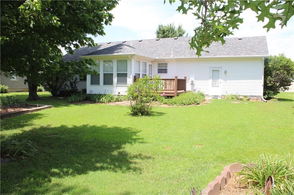 1006 Amber Drive — photo 25
