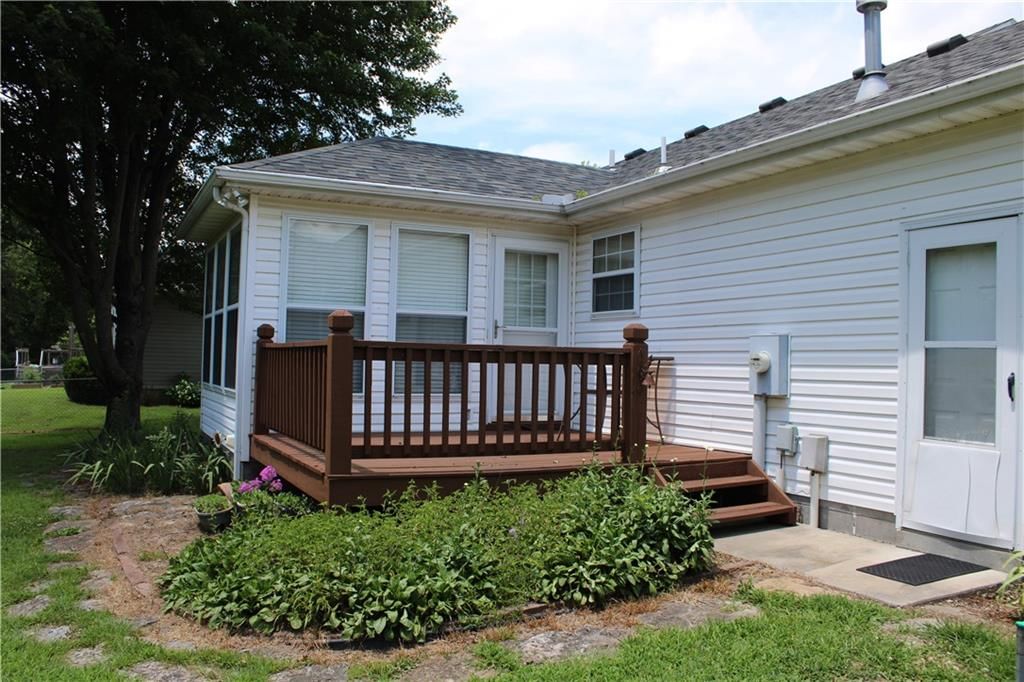 1006 Amber Drive — photo 27