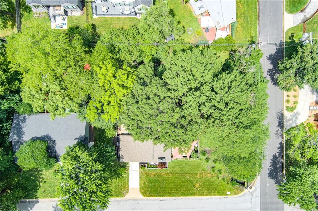 2204 W 71 Terrace — photo 49