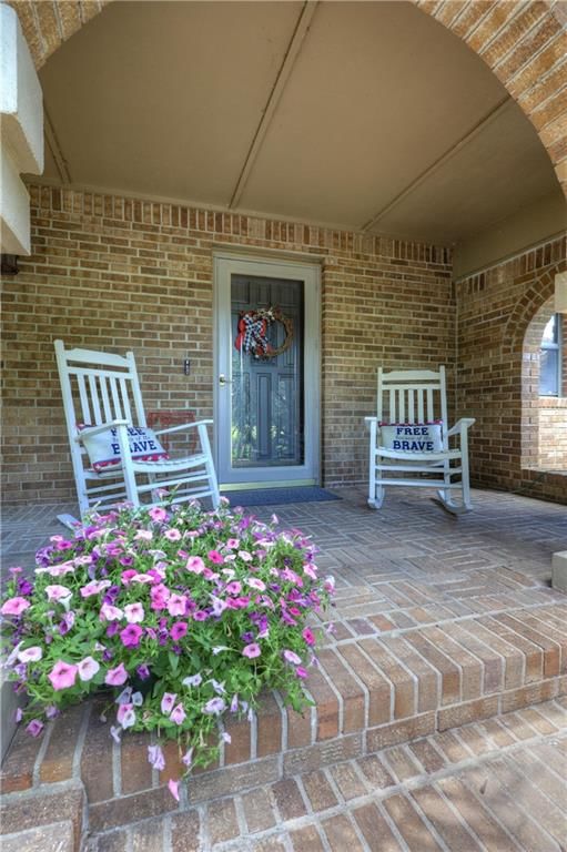 1426 E State Line Road — photo 3