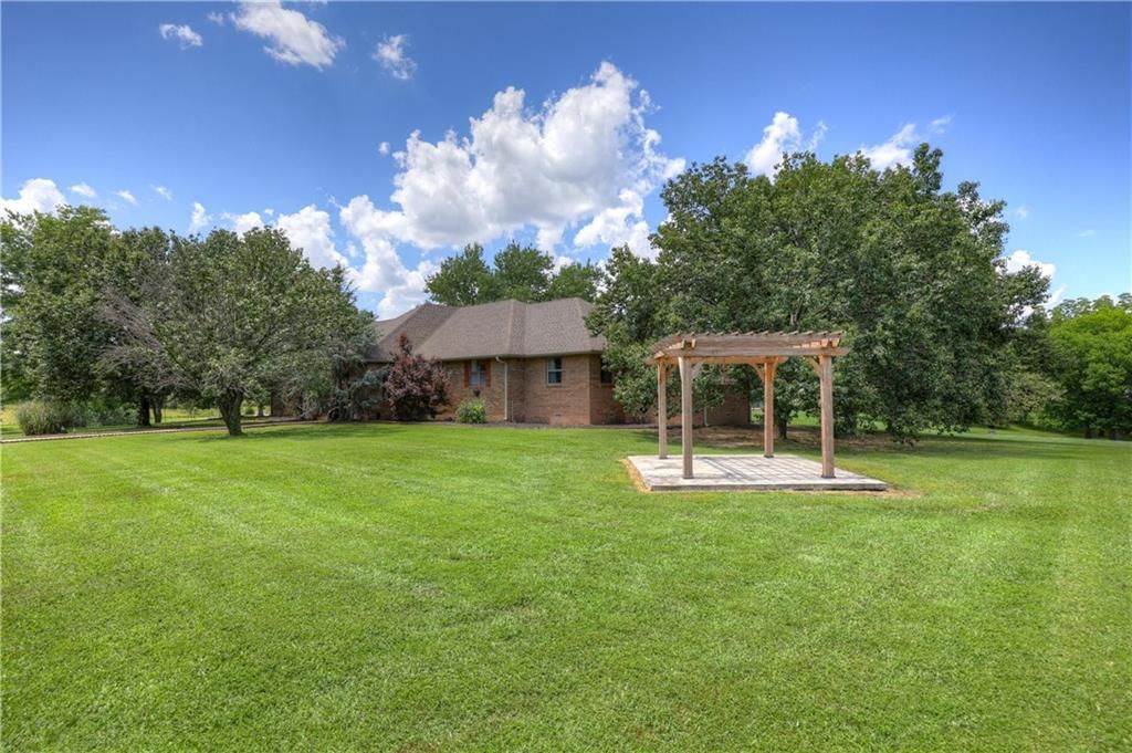 1426 E State Line Road — photo 4