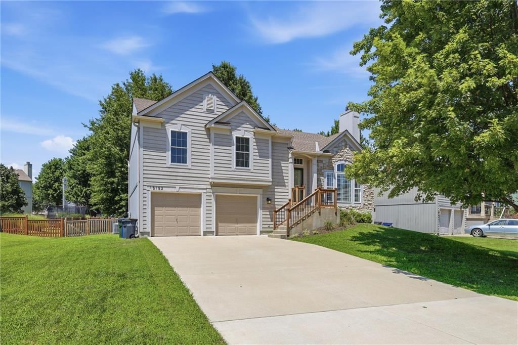15152 W 157th Terrace, Olathe, KS