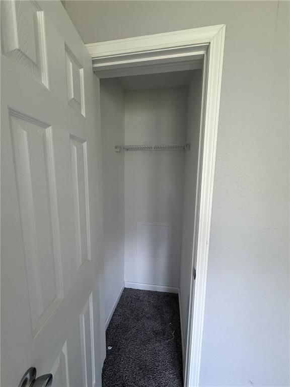 1022 E 9th Street — photo 18