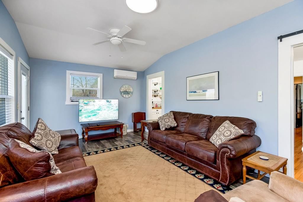 308 S 8th Street — photo 15