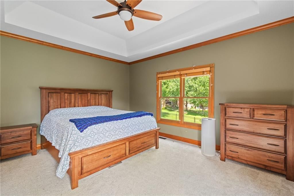 702 Bellerive Court, Lansing, KS