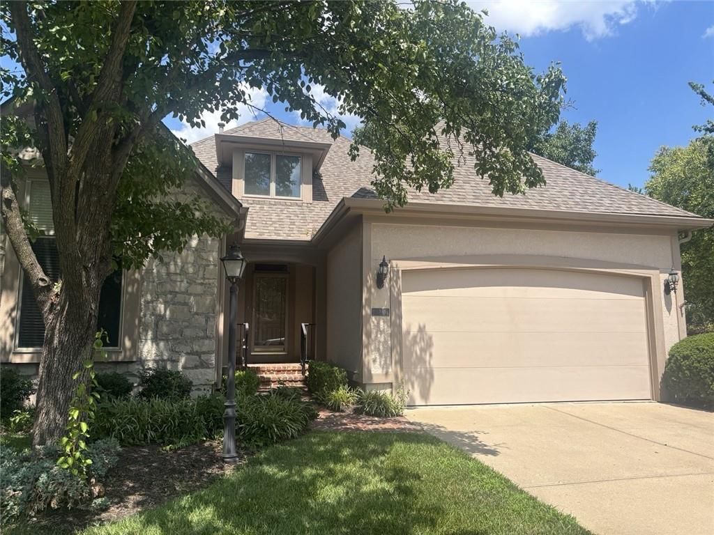 6202 W 128TH Street, Overland Park, KS