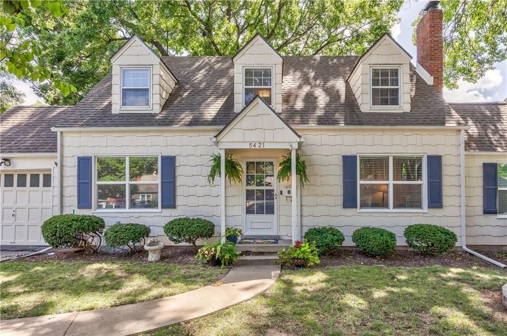 5421 Juniper Street, Roeland Park, KS
