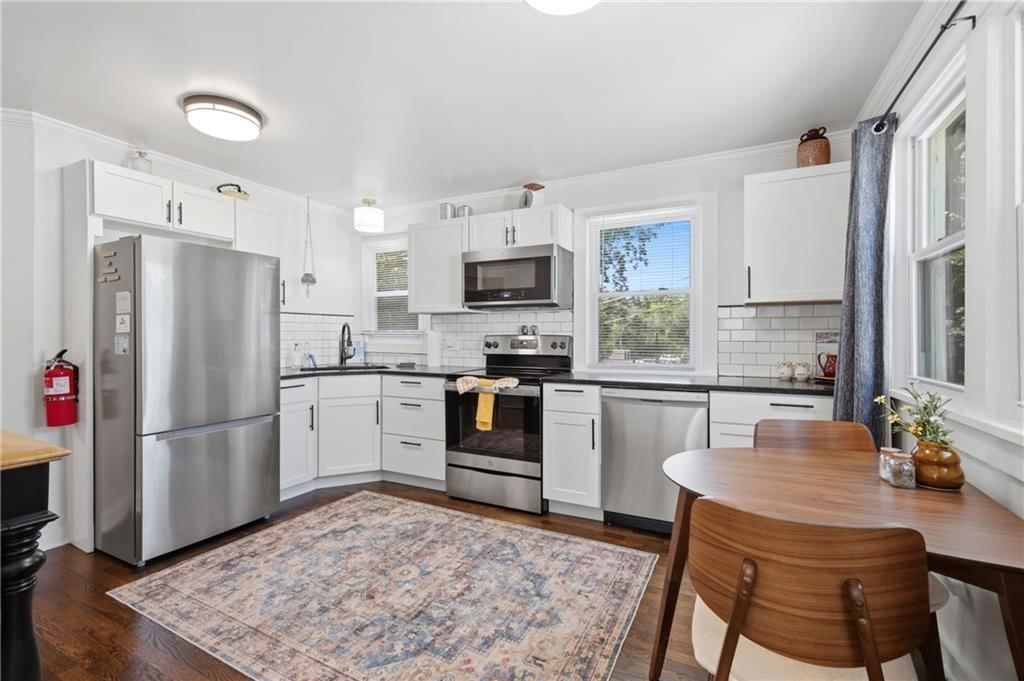 102 SW 2nd Street — photo 8