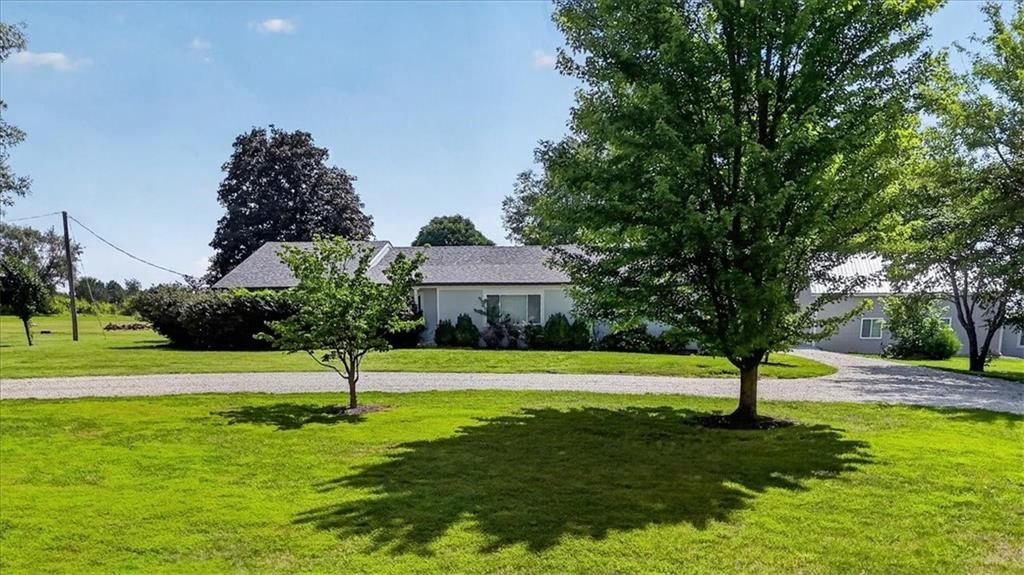 26025 Metcalf Road — photo 12