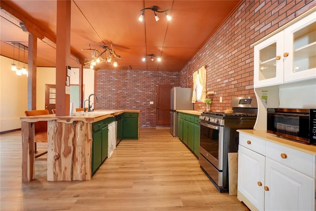 29460 Huse Street — photo 10