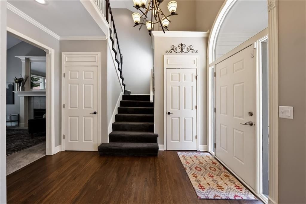 8517 N Barberry Avenue — photo 4