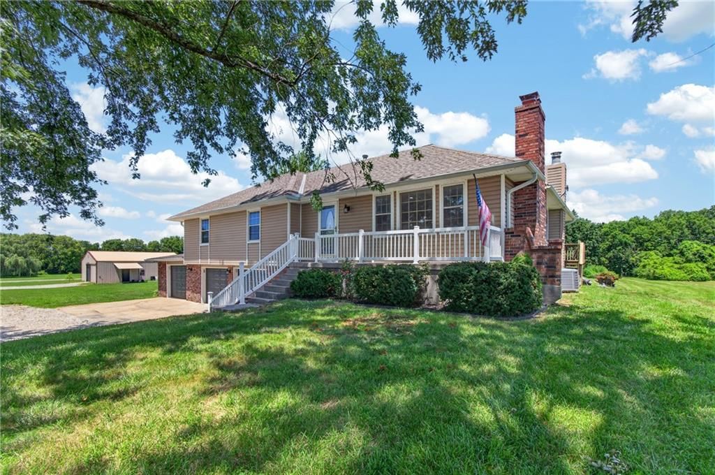 10508 E 241st Ter Terrace, Peculiar, MO