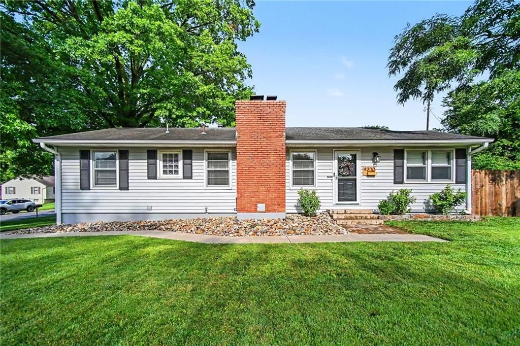 4300 N Holmes Street, Kansas City, MO