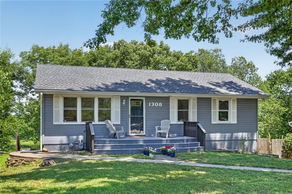 1308 NE 88th Street, Kansas City, MO