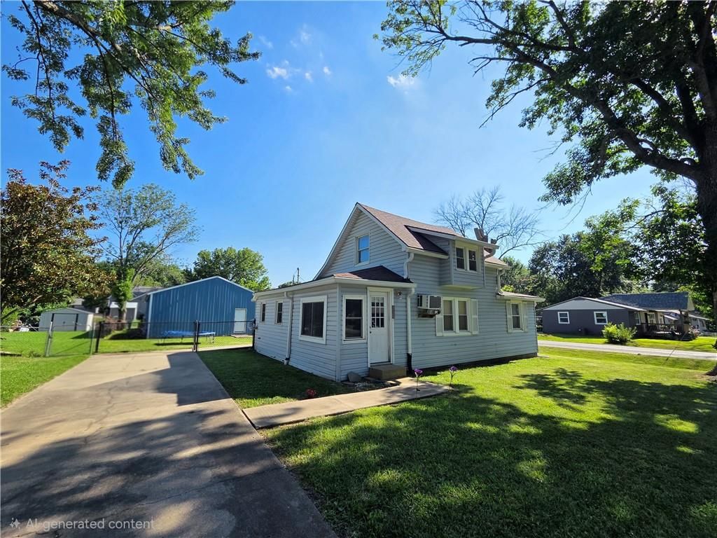 131 W 5th Street, Adrian