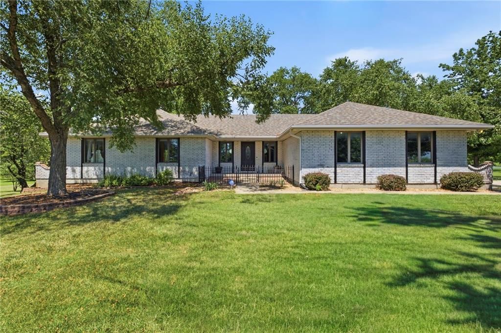 1116 W Hubach Hill Road, Raymore, MO