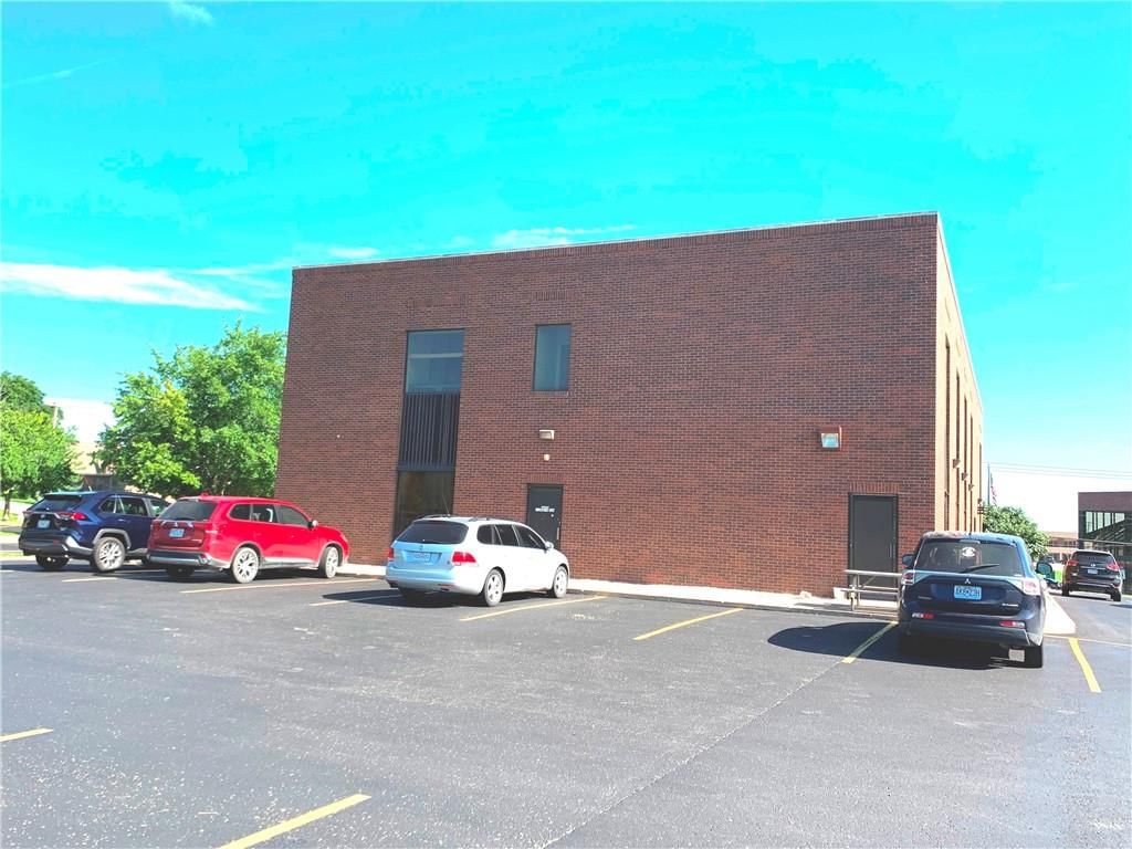 3110 Suite 201 Karnes Road — photo 16
