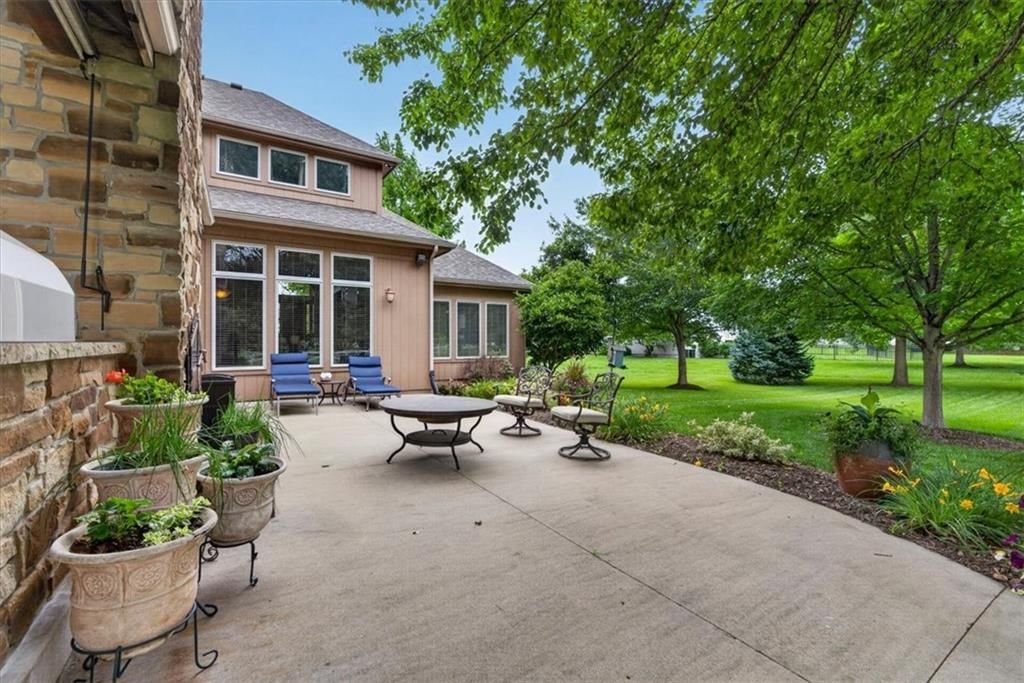 9406 Pleasant Avenue — photo 46