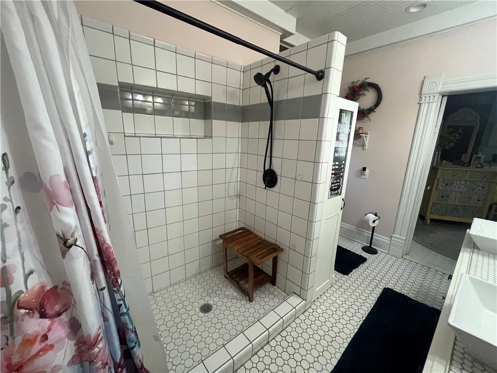 212 S Elm Street — photo 25