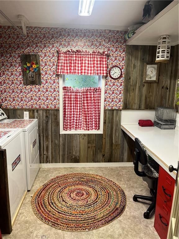 212 S Elm Street — photo 34