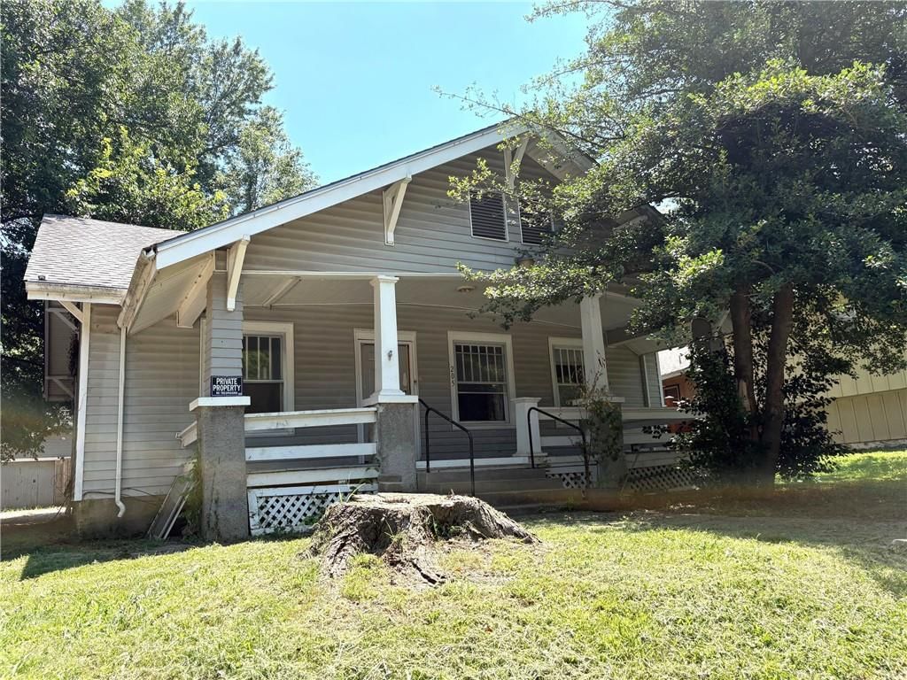 205 E Sycamore, Independence