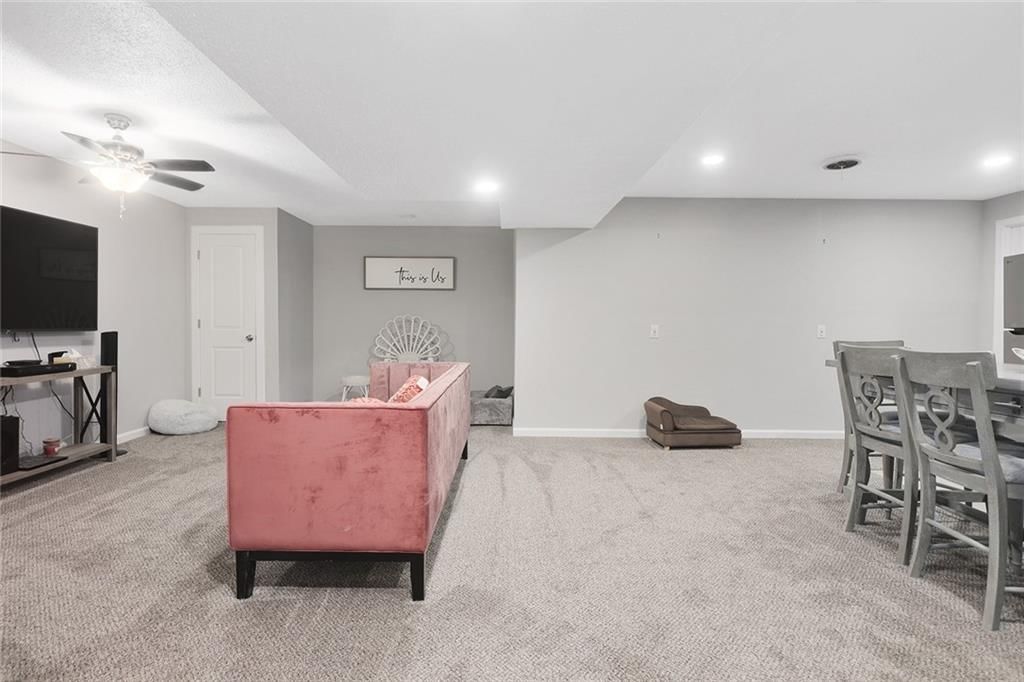 835 NE Lone Hill Drive — photo 26