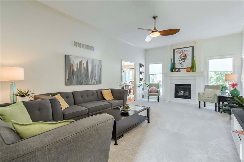1413 Sloan Avenue, Pleasant Hill, MO