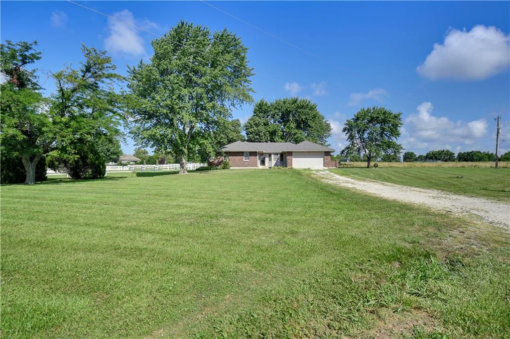 22284 Rosewood Street, Bucyrus