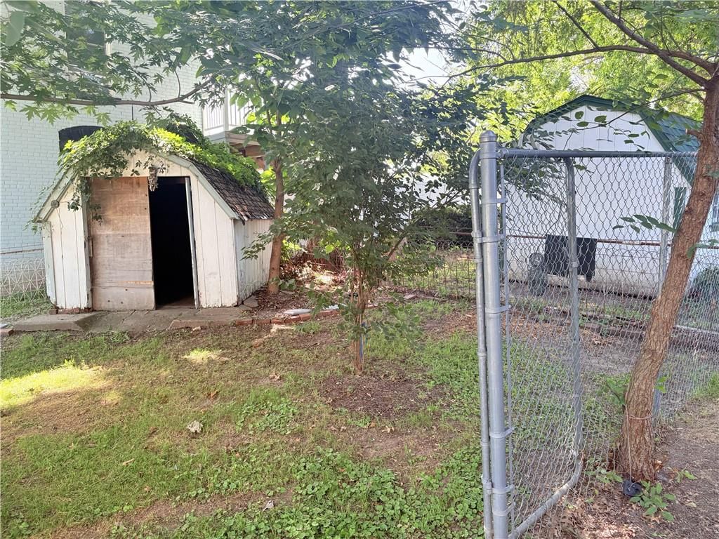 900 S 5th Street — photo 33