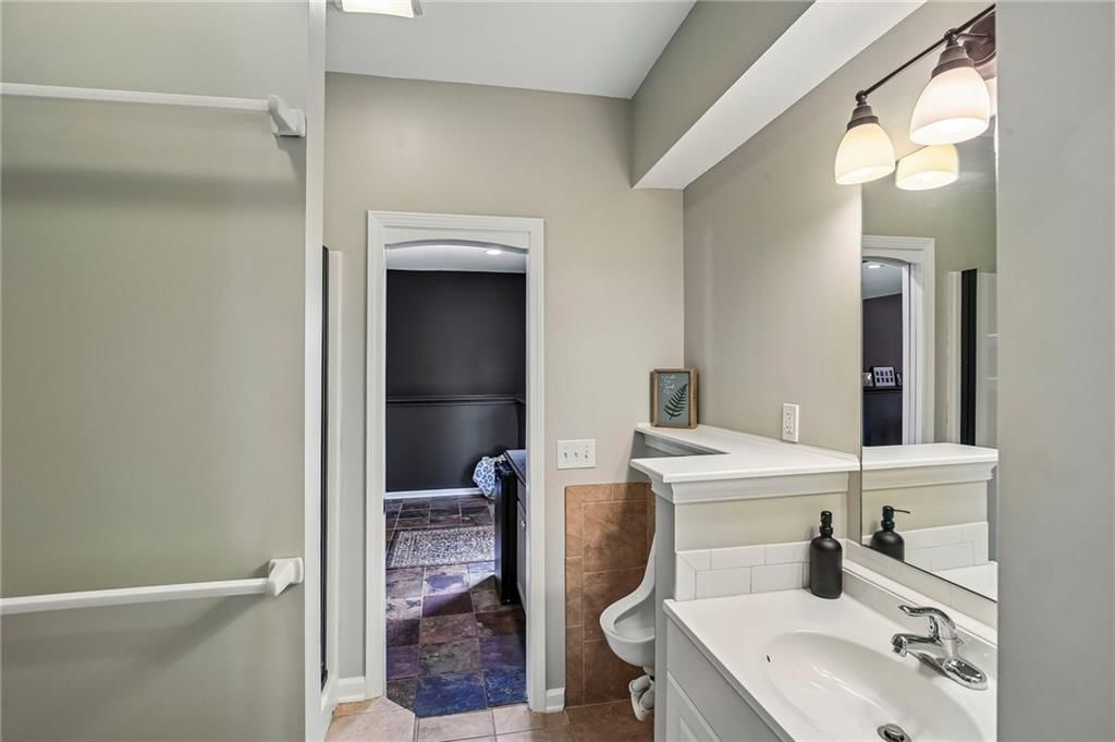 8005 NE 111th Street — photo 20