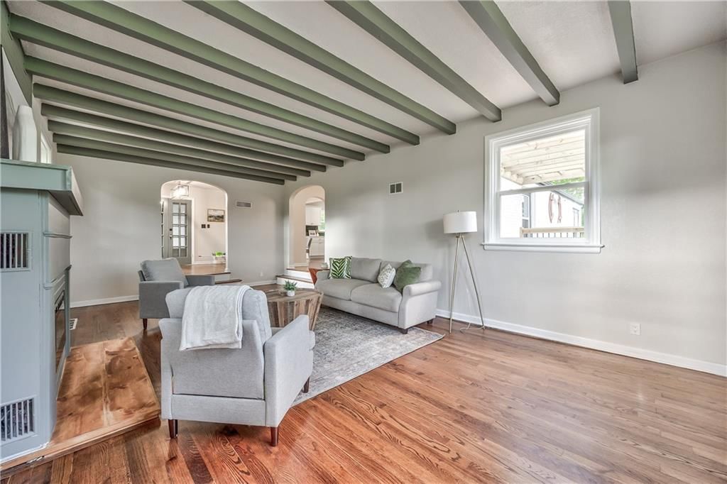 5200 Miami Avenue — photo 4