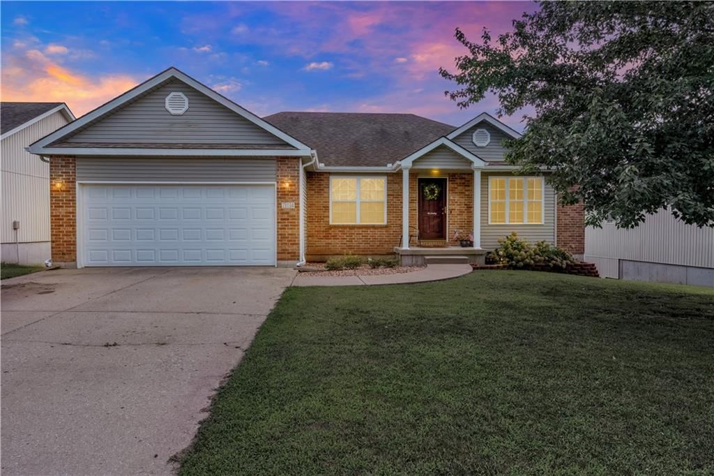 714 Burlington Road, Warrensburg