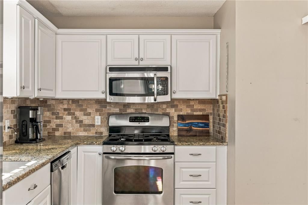 8301 Clare Road — photo 11