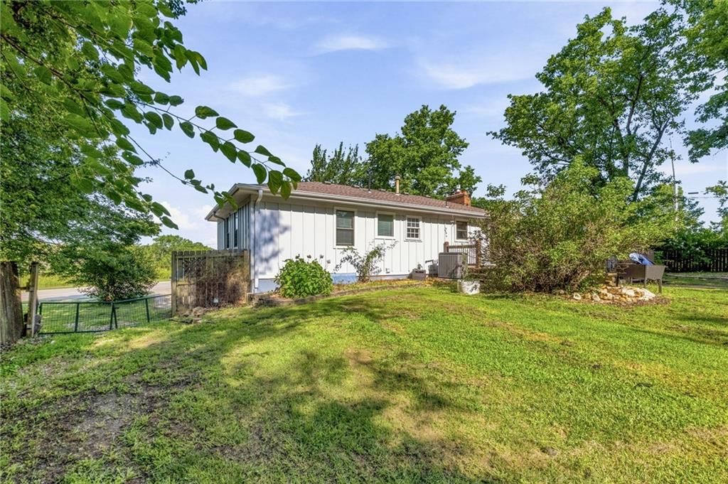 8301 Clare Road — photo 31