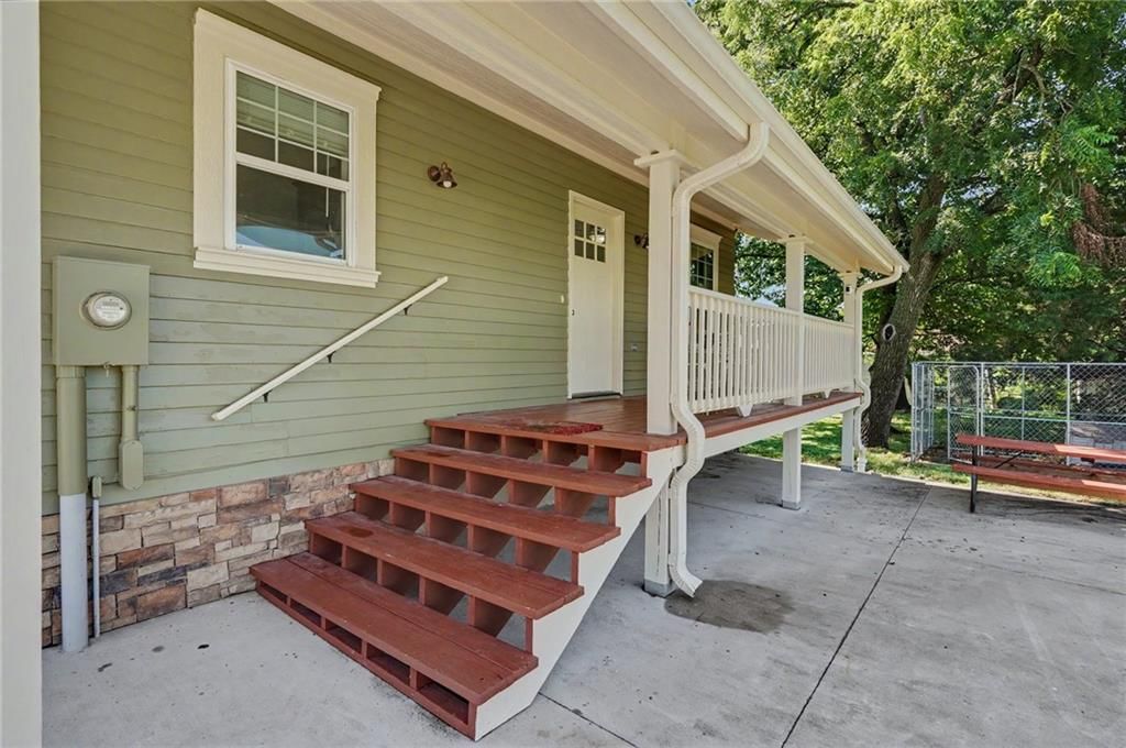403 Baker Street — photo 41