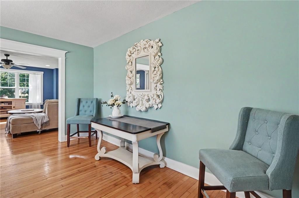 403 Baker Street — photo 9