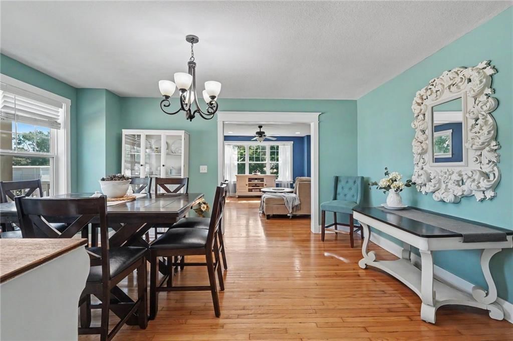 403 Baker Street — photo 10