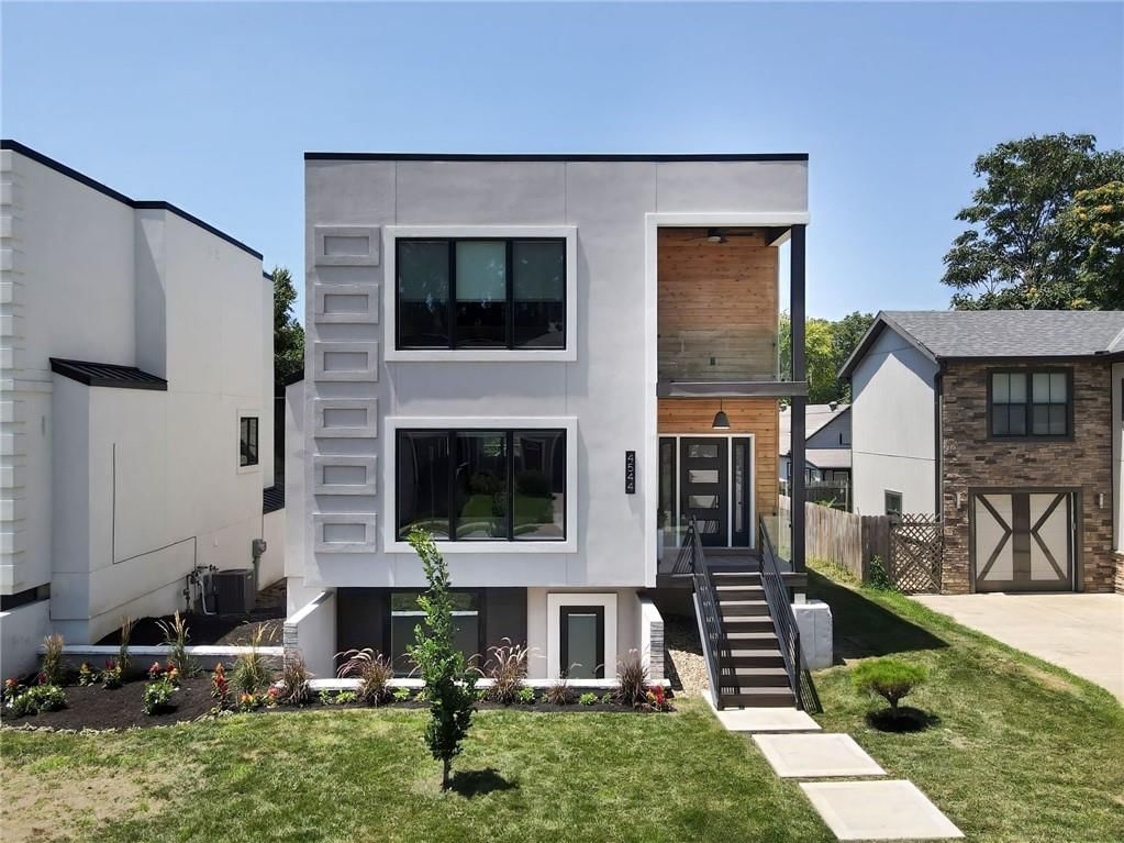 4544 Bell Street, Kansas City, MO