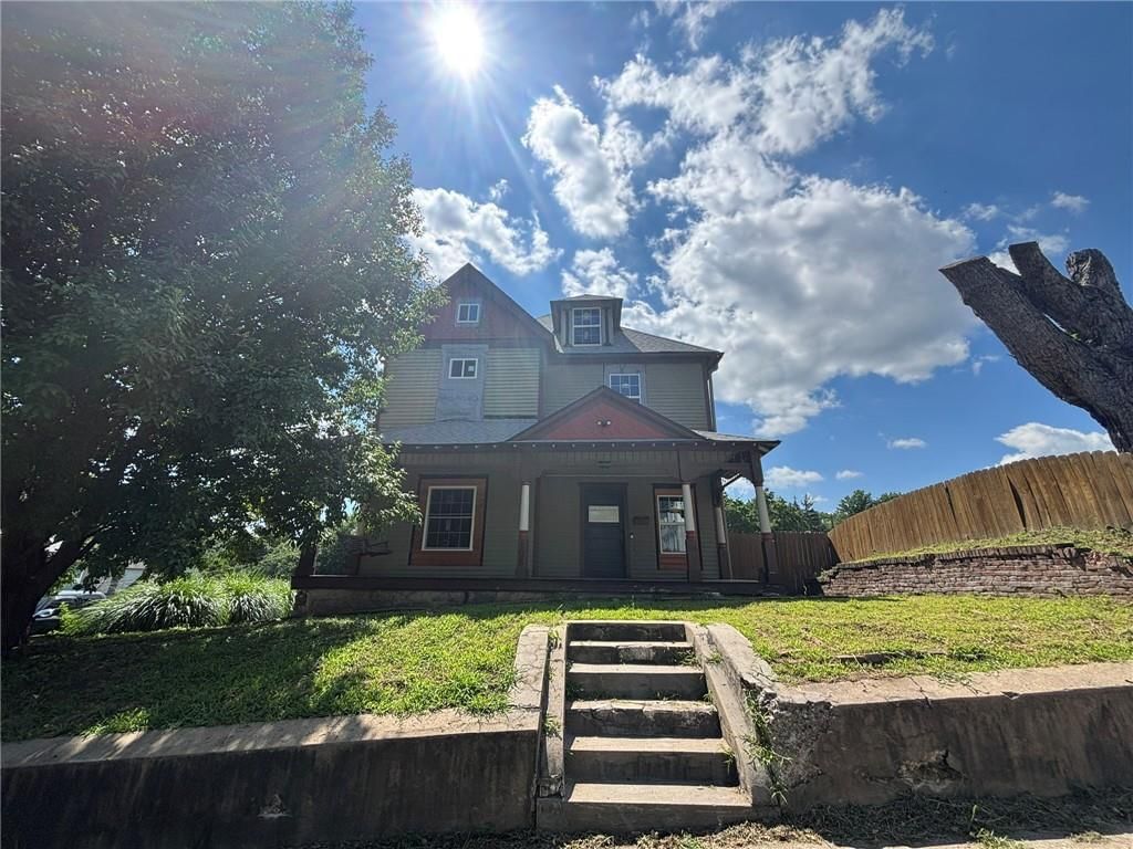 108 S 19th Street, St Joseph
