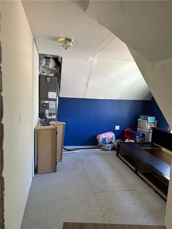 409 E Spring Street — photo 21