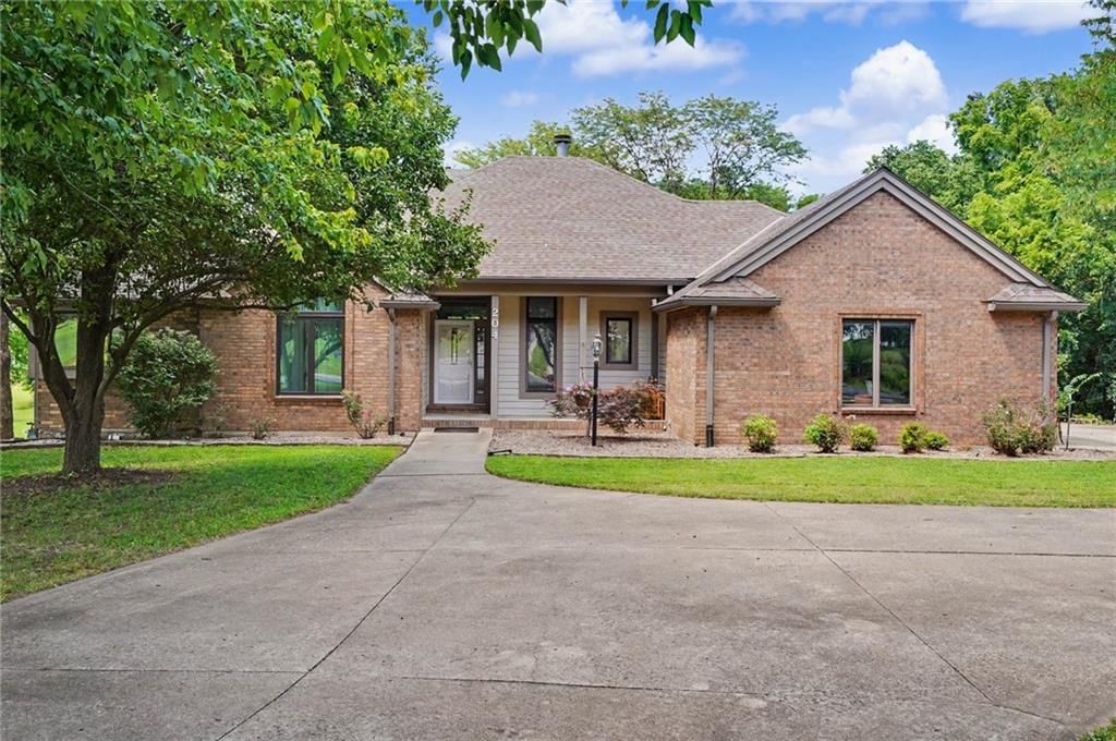 204 E High Street, Baldwin City